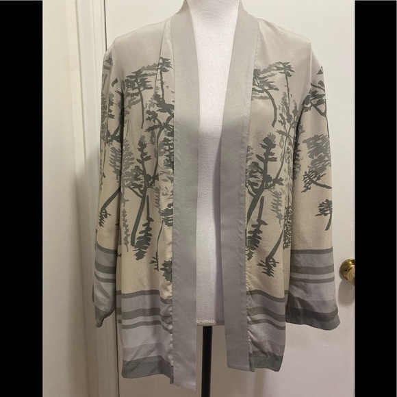 Other - Cold Creek Slip On Cardigan w/forest print 100% Silk